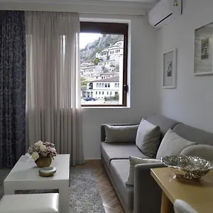 Aria , Berat Albanien